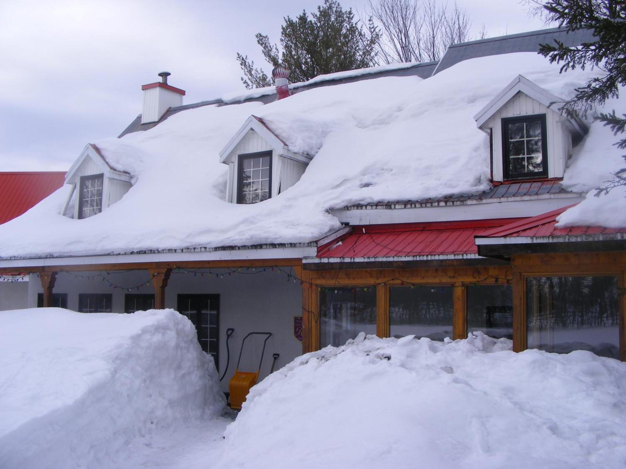 Auberge La Seigneurie Valcartier サン・ガブリエル・ド・ヴァルカルティエ エクステリア 写真